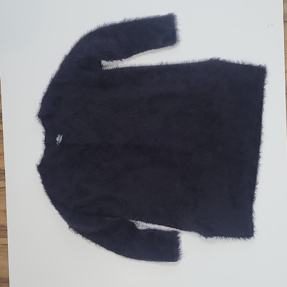 VENUS Dark Navy Fuzzy Eyelash Oversize V-Neck Sweater